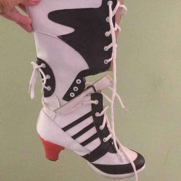 ‼️SOLD‼️ - Picture 2 of 3